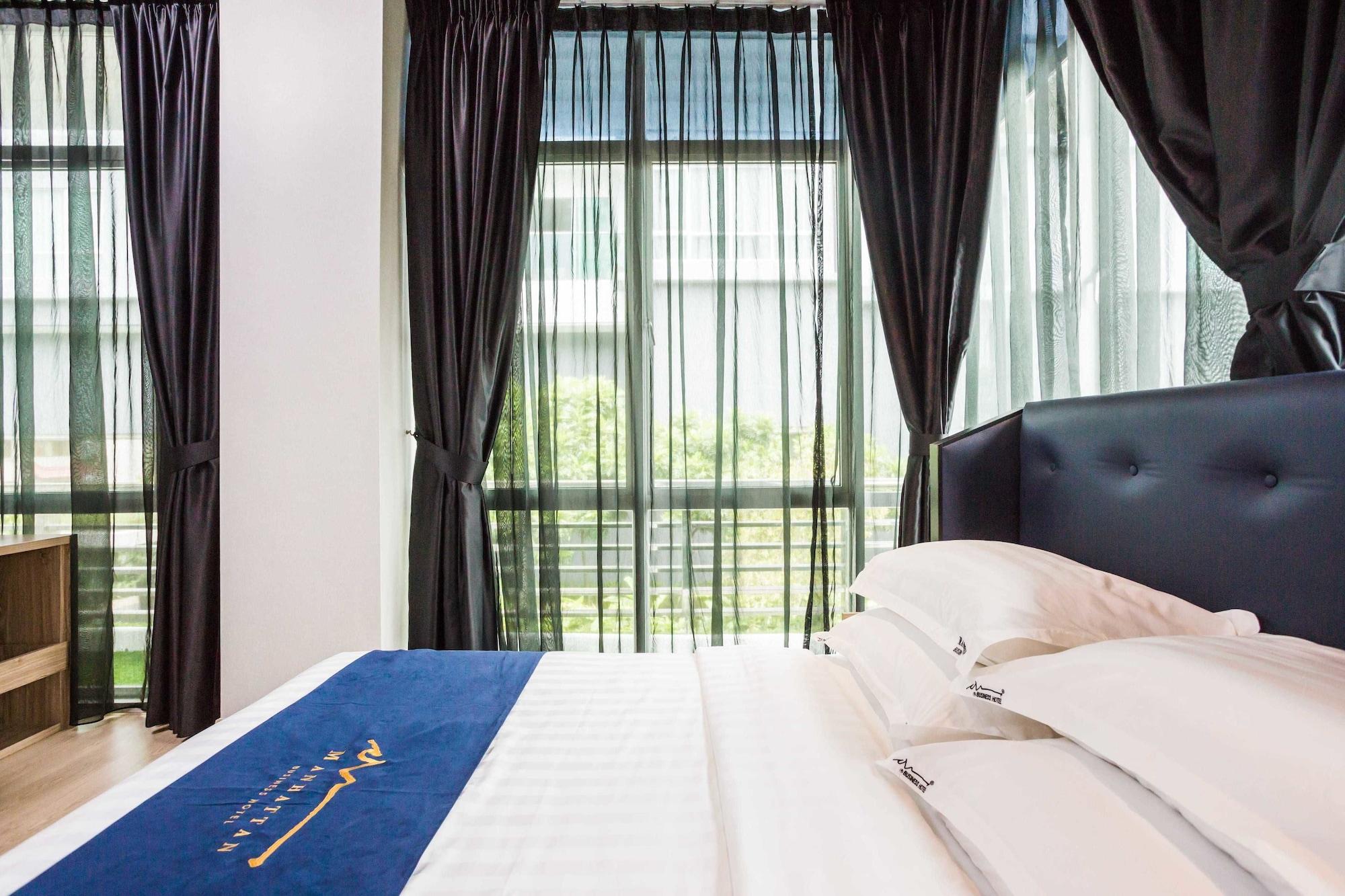 Manhattan Business Hotel Ttdi Kuala Lumpur Exterior foto